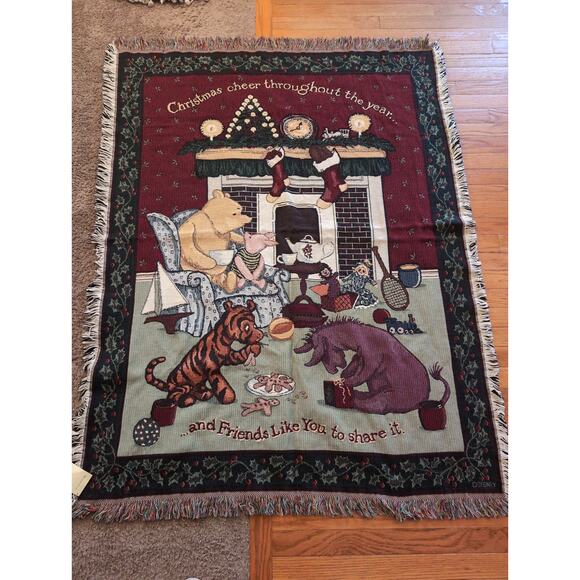 NWT Classic Pooh Christmas Tapestry Throw Blanket 61x45 Disney Winnie The Pooh - Picture 1 of 7